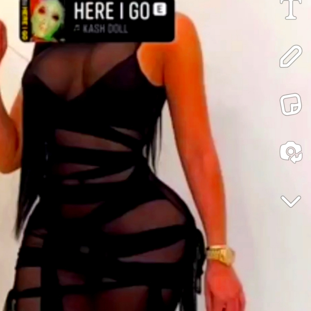 BRAND-NEW DRESS